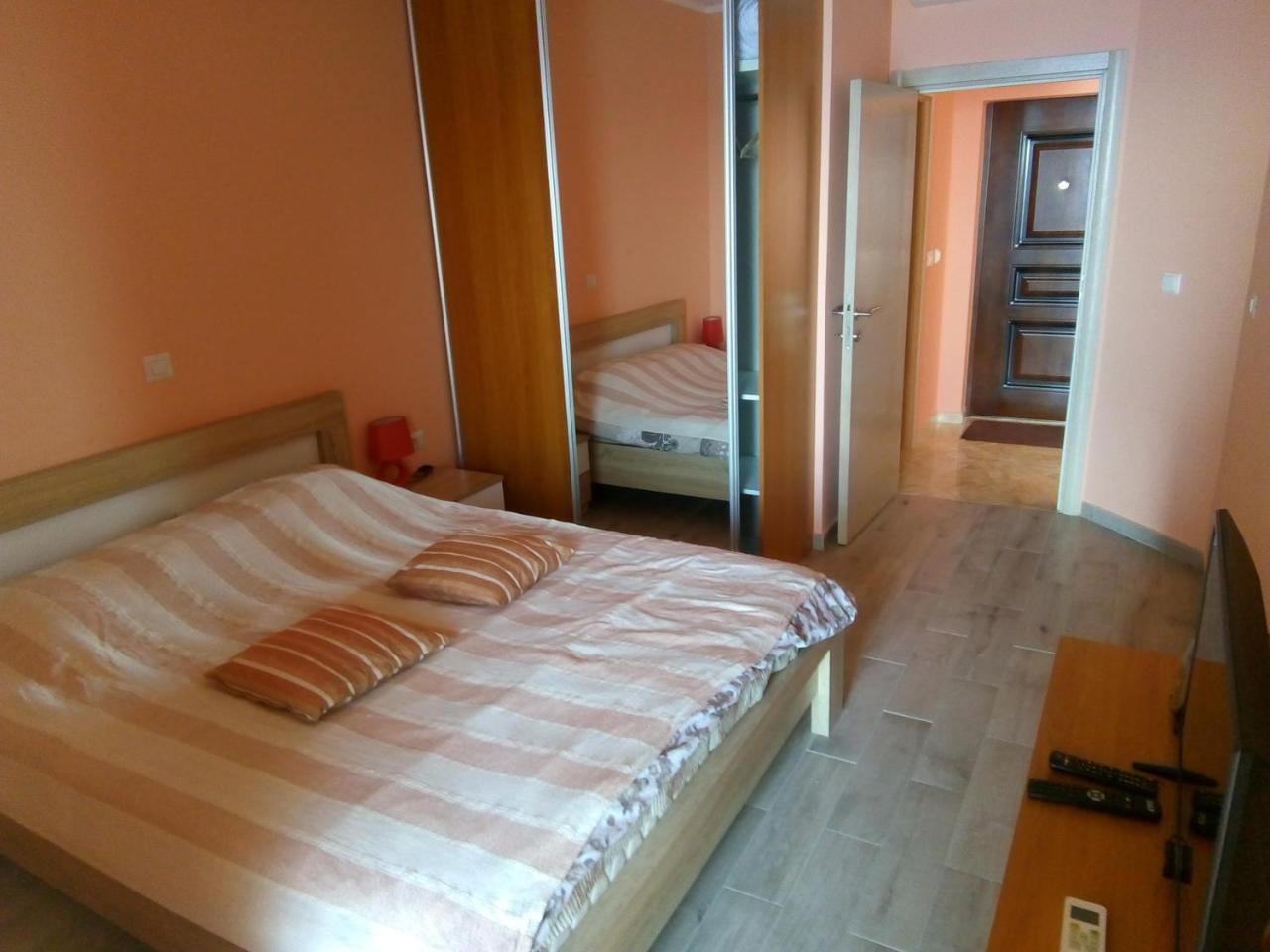 Apartment Sea Space Dobra Voda Buitenkant foto